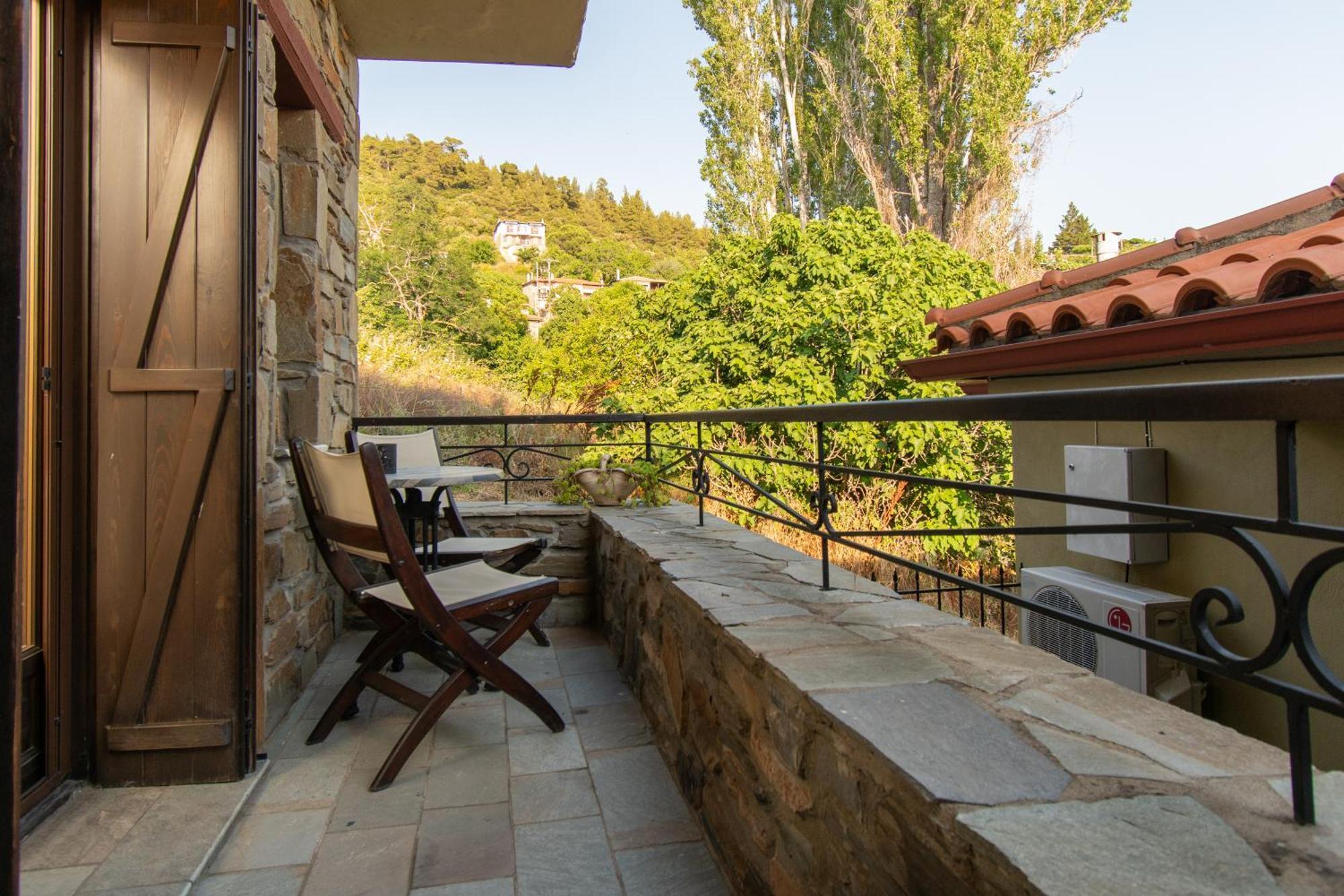 Parthenón Oreiades Guesthouse מראה חיצוני תמונה