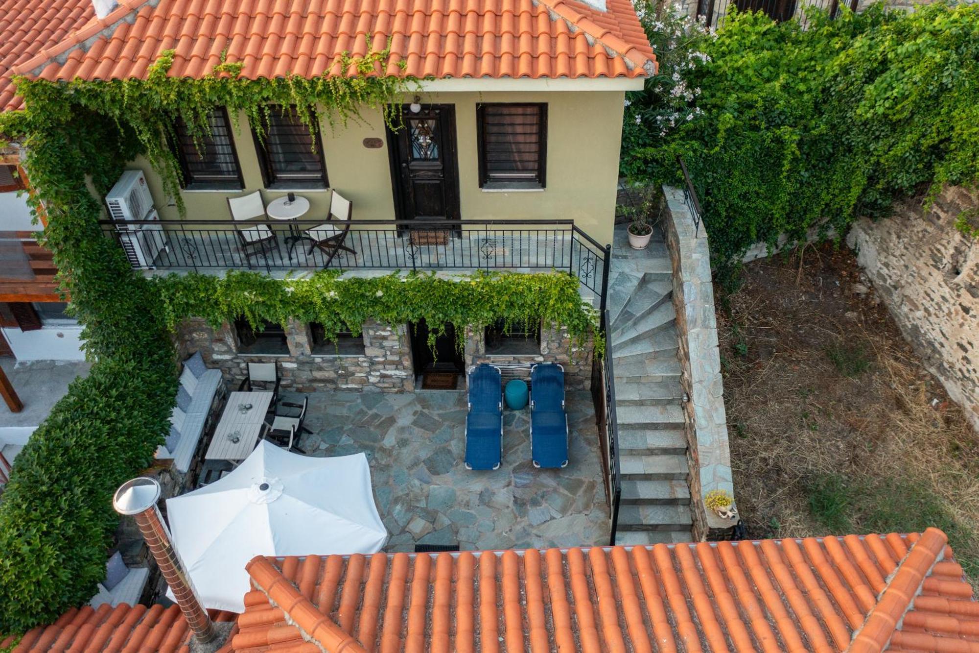 Parthenón Oreiades Guesthouse מראה חיצוני תמונה