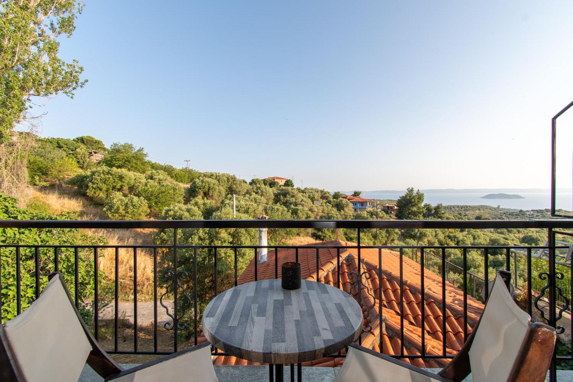 Parthenón Oreiades Guesthouse מראה חיצוני תמונה