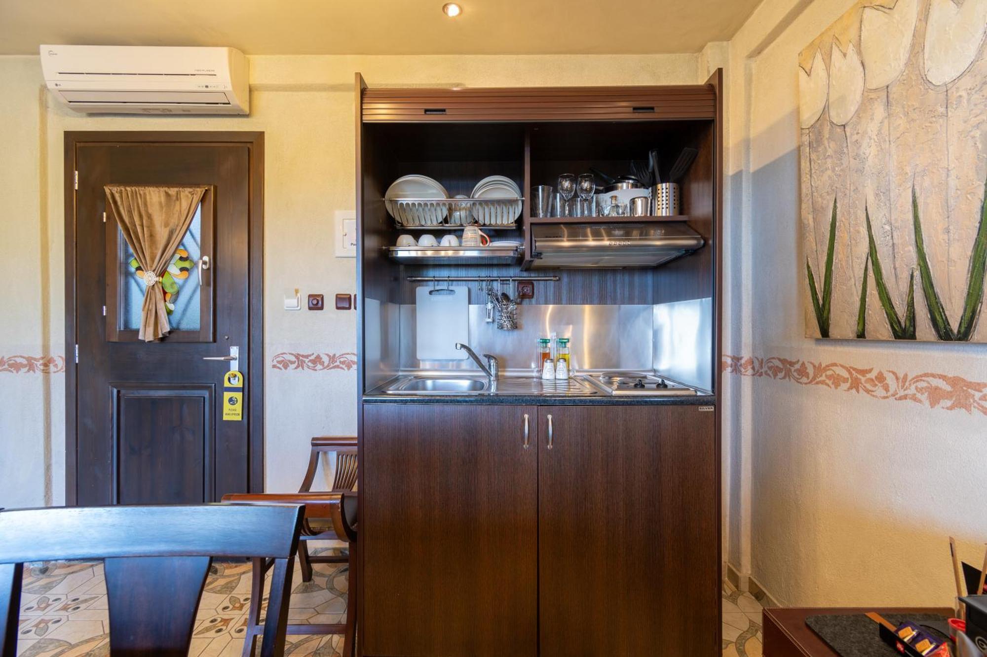 Parthenón Oreiades Guesthouse מראה חיצוני תמונה