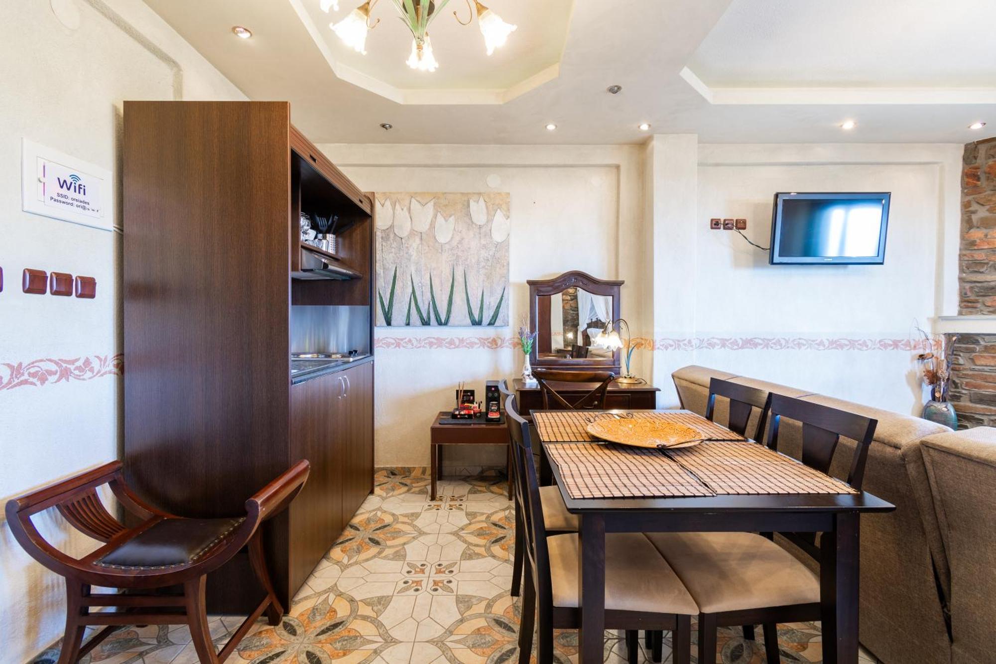 Parthenón Oreiades Guesthouse מראה חיצוני תמונה